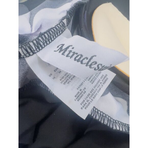 MIRACLESUIT Pandora One Piece Slimming Swimsuit Beach Black Floral Plus Size 16 - Picture 9 of 13